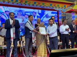 Hon'ble Finance Minister hands over sanction letters from banks to beneficiaries under various Central Government schemes during the Credit Outreach Programme in Itanagar, Arunachal Pradesh in presence of Hon'ble Chief Minister Shri Pema Khandu.