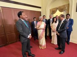 Hon'ble Finance Minister Smt. Nirmala Sitharaman visits the SBI Mumbai Main Branch Building and interacts with the officials and staff there. During the visit, Smt. Nirmala Sitharaman was accompanied by DFS Secretary Shri M. Nagaraju and SBI Chairman Shri CS Setty.