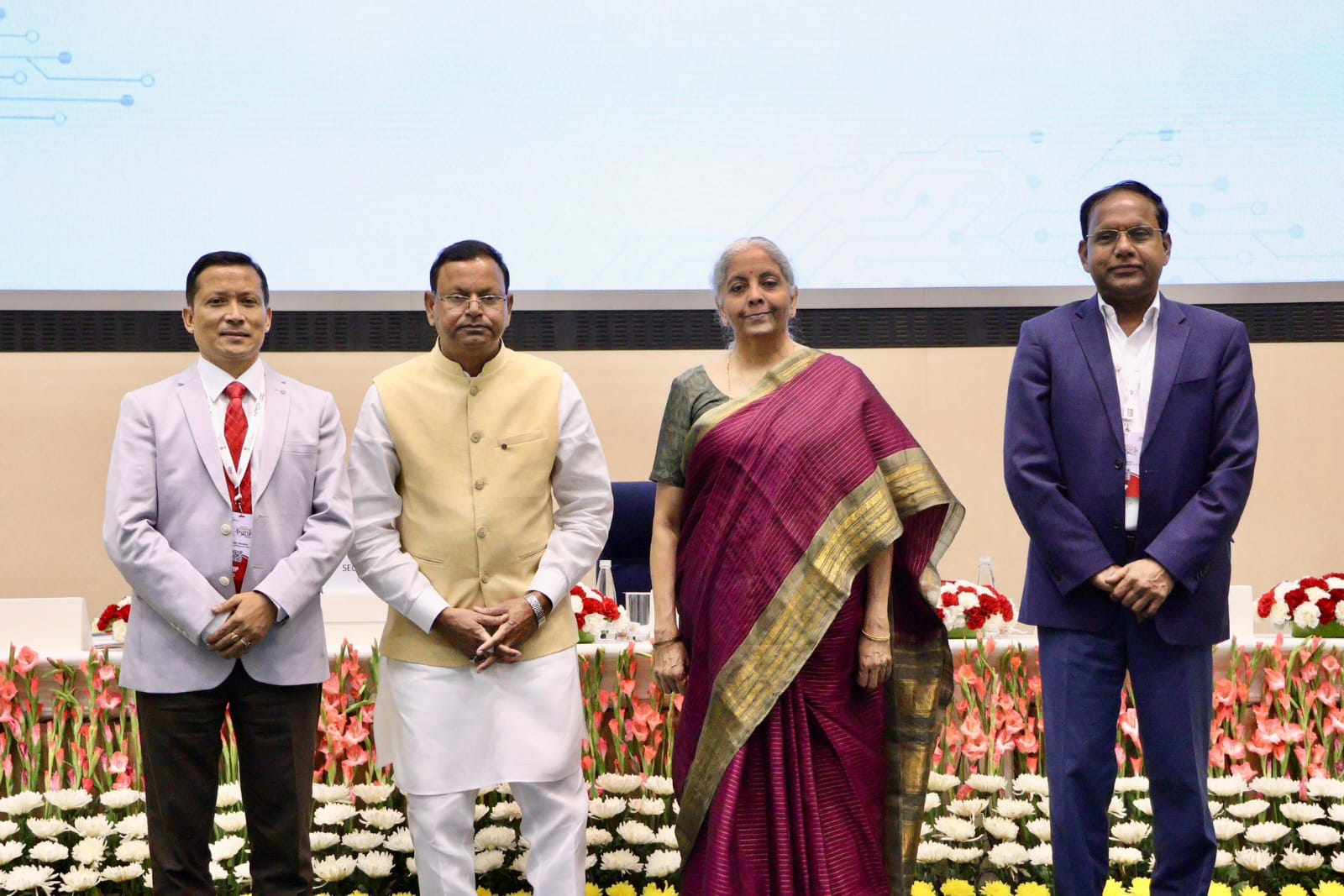 Hon'ble Finance Minister addressed the audience and gave away awards to winners under various categories during the Digital Payments Awards 2025 Ceremony in New Delhi