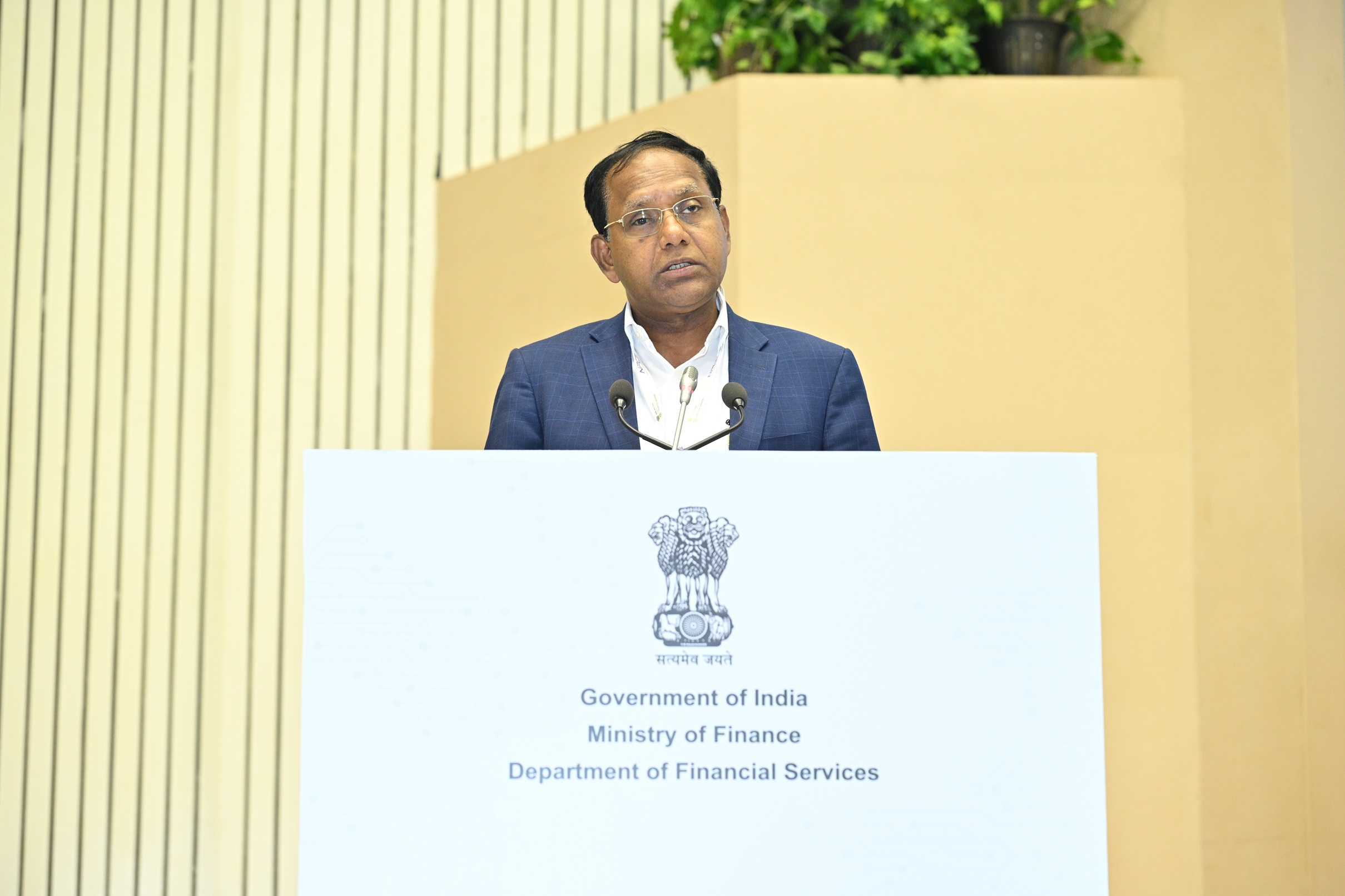 Hon'ble Finance Minister addressed the audience and gave away awards to winners under various categories during the Digital Payments Awards 2025 Ceremony in New Delhi