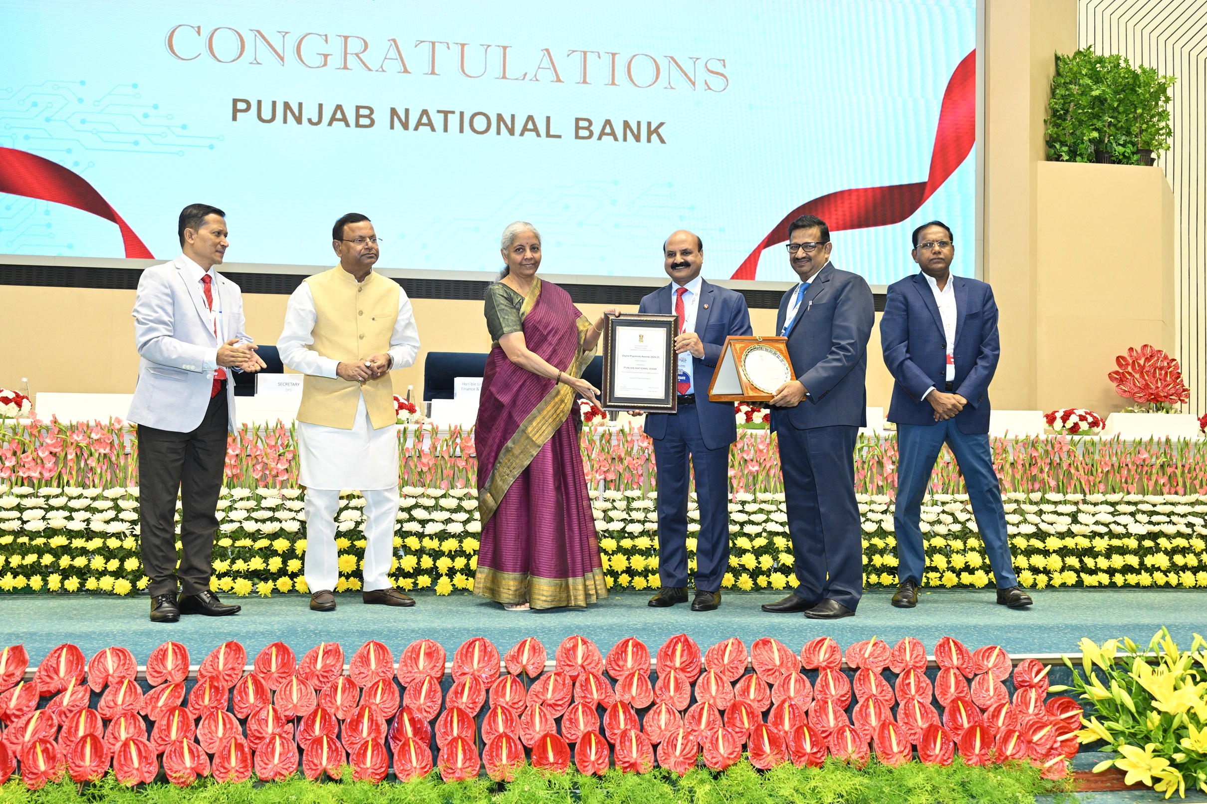 Hon'ble Finance Minister addressed the audience and gave away awards to winners under various categories during the Digital Payments Awards 2025 Ceremony in New Delhi