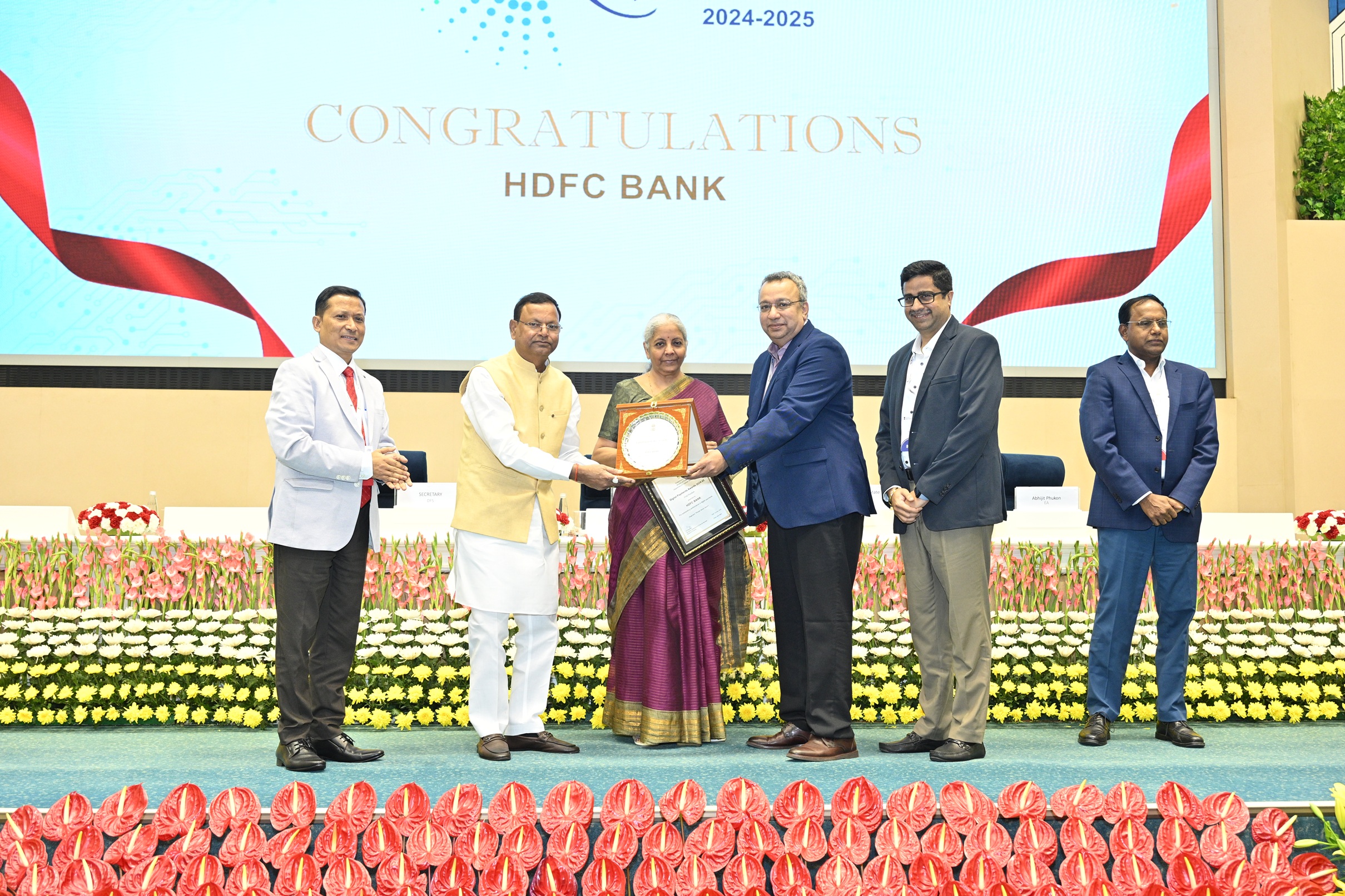 Hon'ble Finance Minister addressed the audience and gave away awards to winners under various categories during the Digital Payments Awards 2025 Ceremony in New Delhi