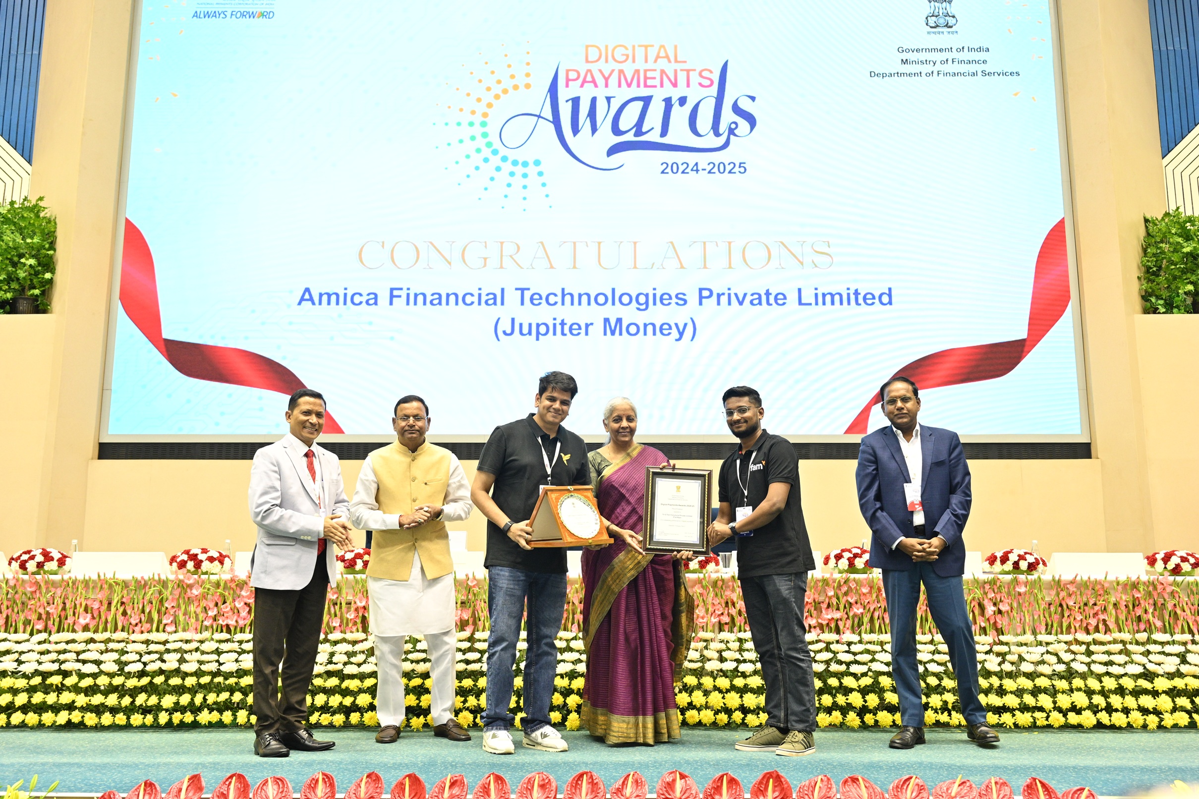 Hon'ble Finance Minister addressed the audience and gave away awards to winners under various categories during the Digital Payments Awards 2025 Ceremony in New Delhi
