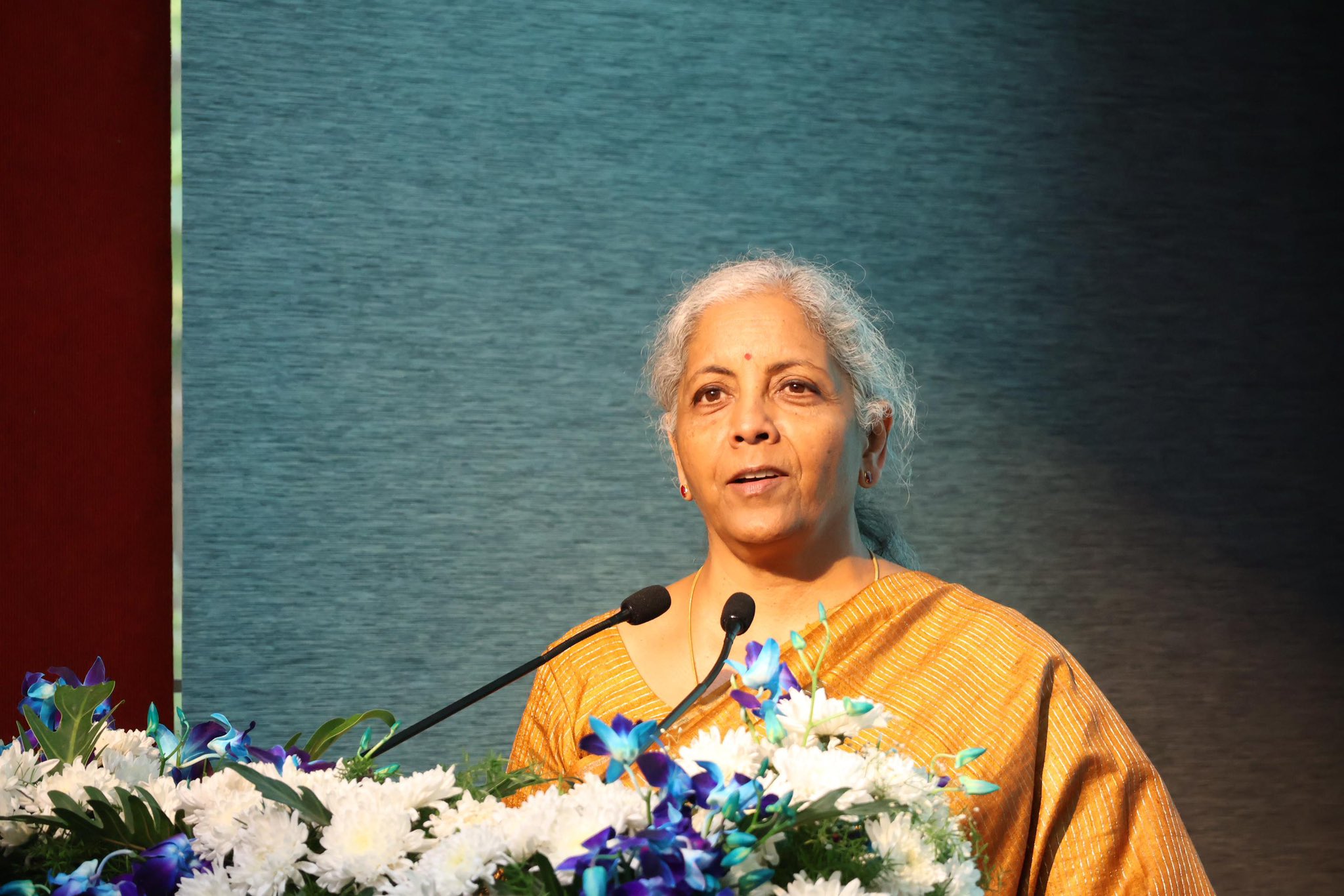 Union Minister for Finance and Corporate Affairs Smt. Nirmala Sitharaman launches National MSME Cluster Outreach Programme and inaugurates New SIDBI Branches in Bengaluru on 09.11.2024