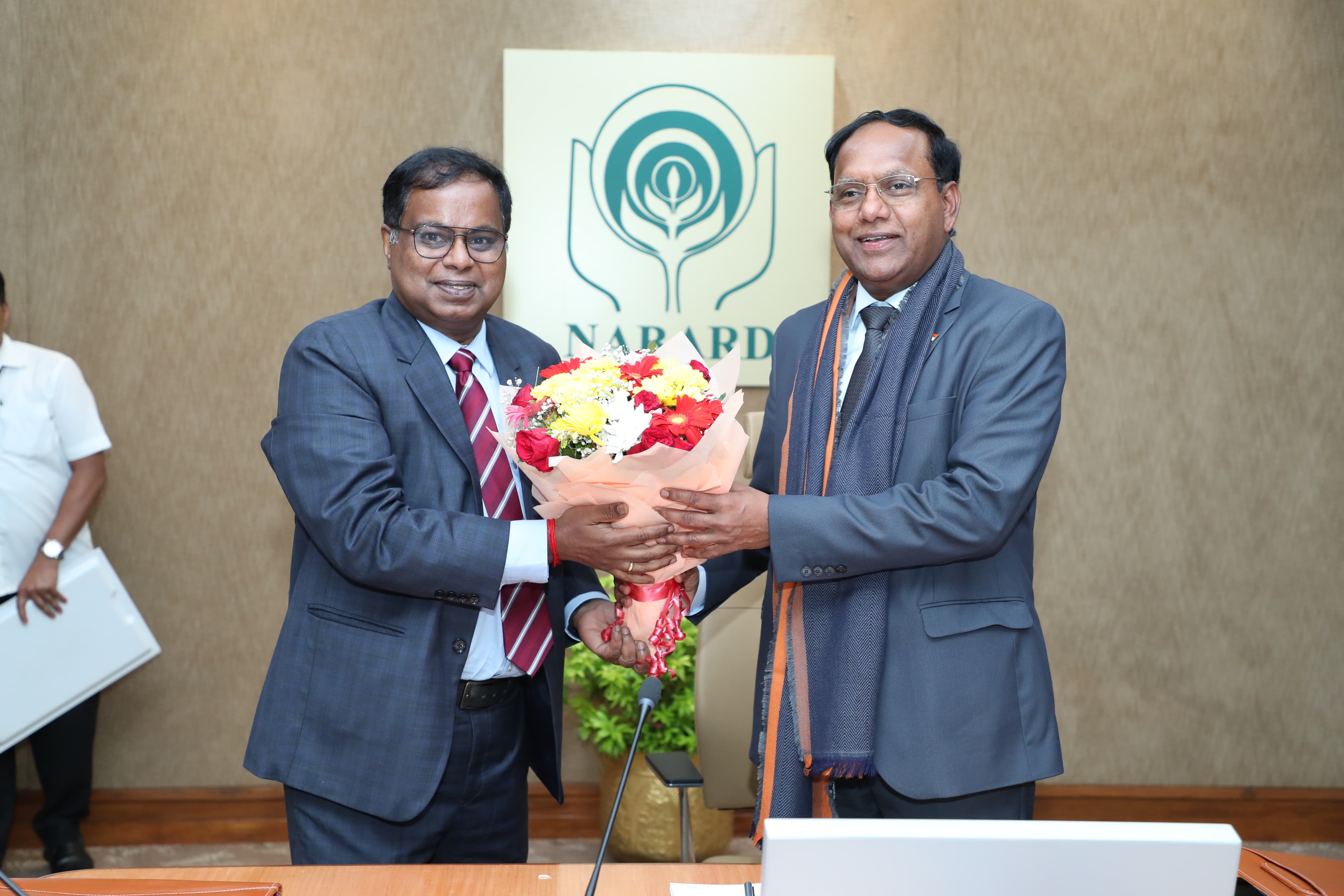 Secretary, DFS, reviewed the functioning of NABARD along with its senior functionaries, including Chairman, at its Head Office in Mumbai today