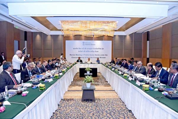 Union Minister for Finance and Corporate Affairs, Smt. Nirmala Sitharaman review meeting with MDs and CEOs of Public Sector Banks in New Delhi