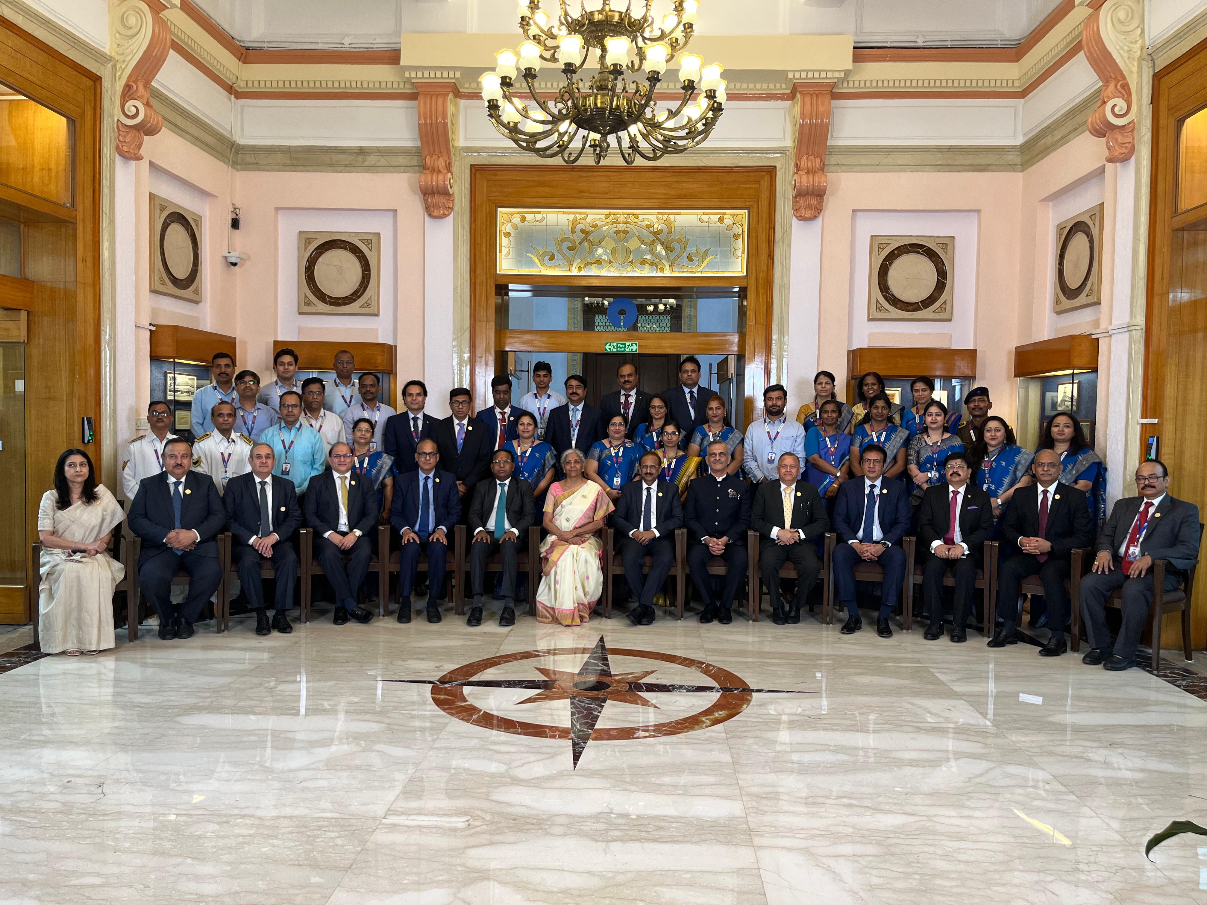 Hon'ble FM Smt. Nirmala Sitharaman visits the SBI Mumbai Main Branch Building and interacts with the officials and staff there. During the visit, Smt. Nirmala Sitharaman was accompanied by DFS Secretary Sh. M. Nagaraju and SBI Chairman Sh. CS Setty.