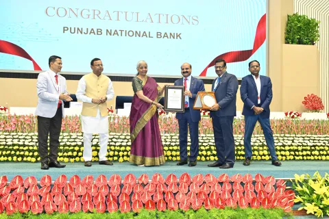 Hon'ble Finance Minister addressed the audience and gave away awards to winners under various categories during the Digital Payments Awards 2025 Ceremony in New Delhi